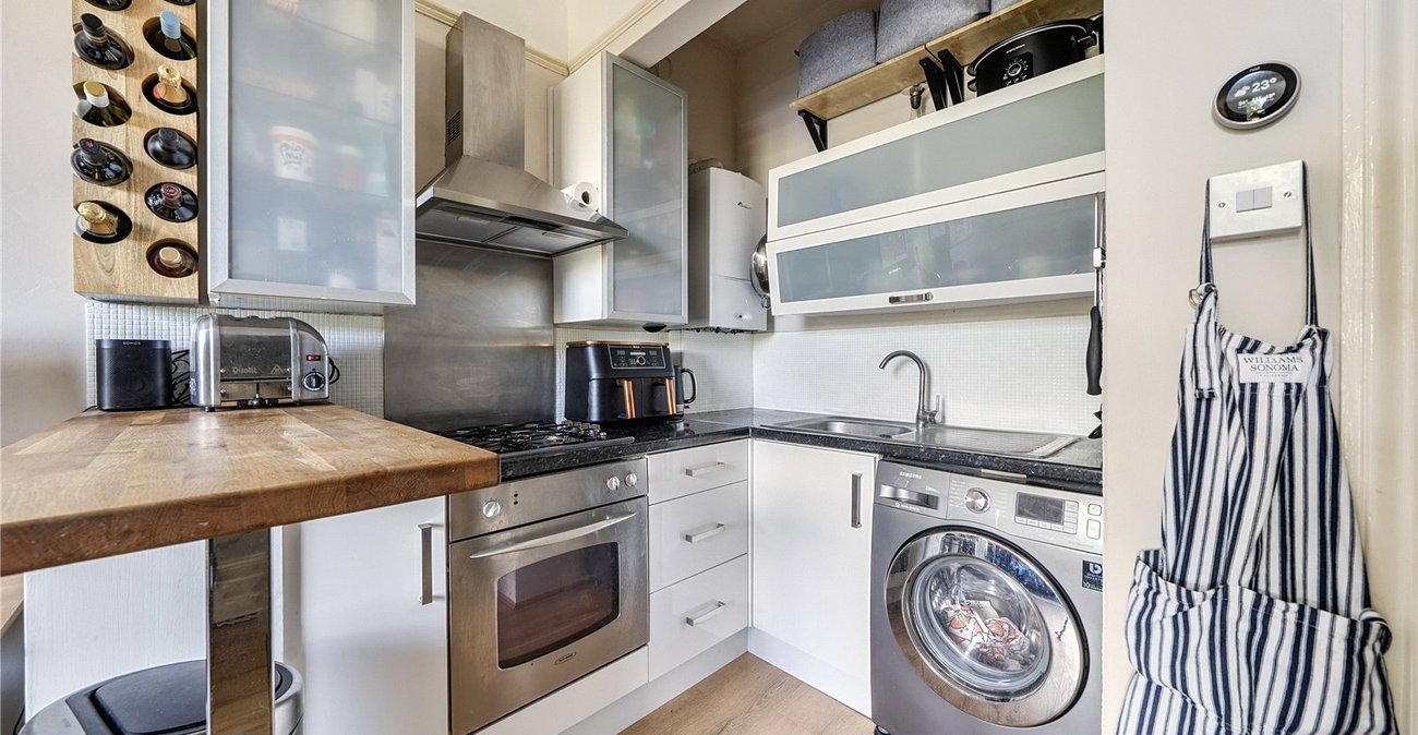 2 bedroom property for sale in Sydenham | Robinson Jackson