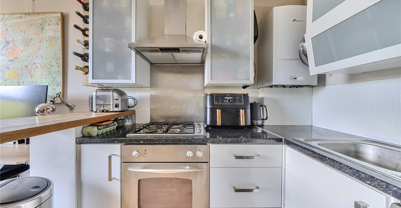 2 bedroom property for sale in Sydenham | Robinson Jackson