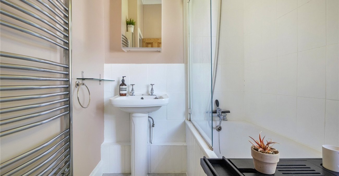 2 bedroom property for sale in Sydenham | Robinson Jackson