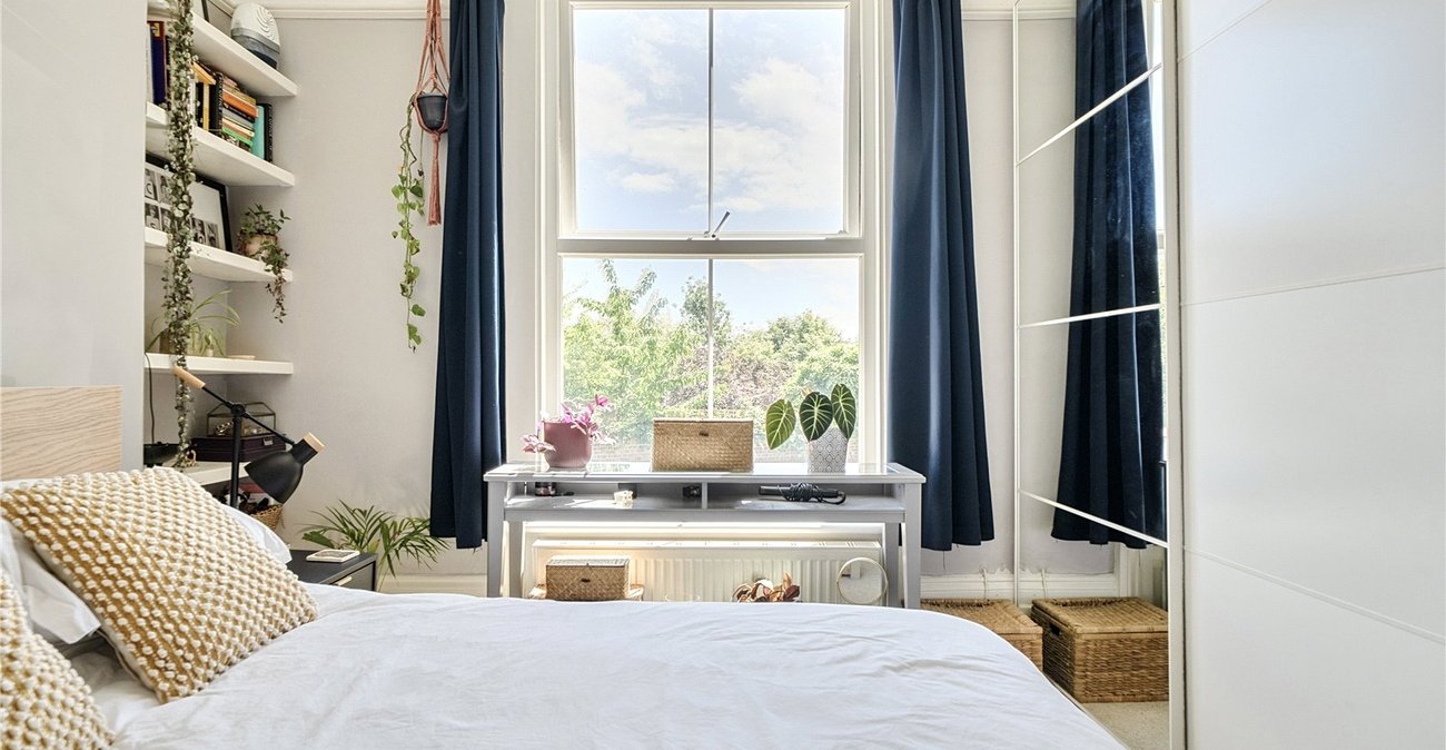 2 bedroom property for sale in Sydenham | Robinson Jackson