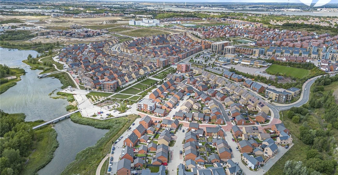 2 bedroom house for sale in Castle Hill | Robinson Jackson