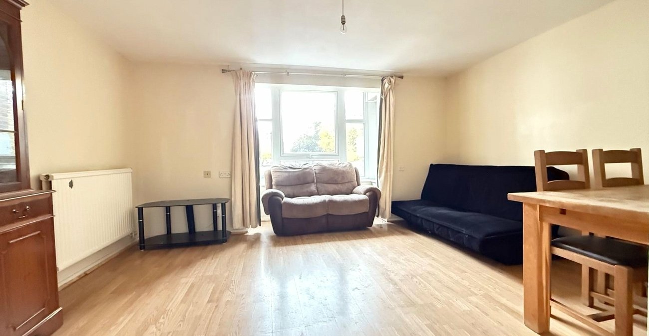 1 bedroom property for sale in London | Robinson Jackson