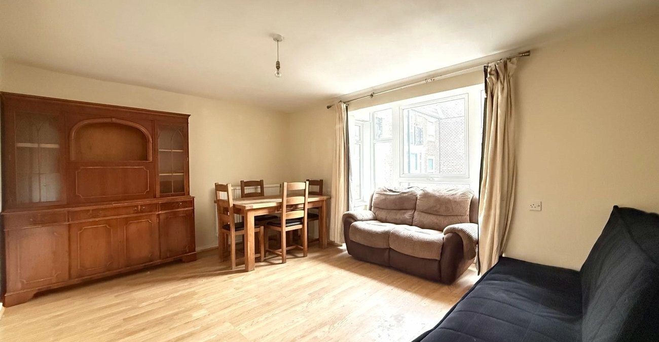 1 bedroom property for sale in London | Robinson Jackson