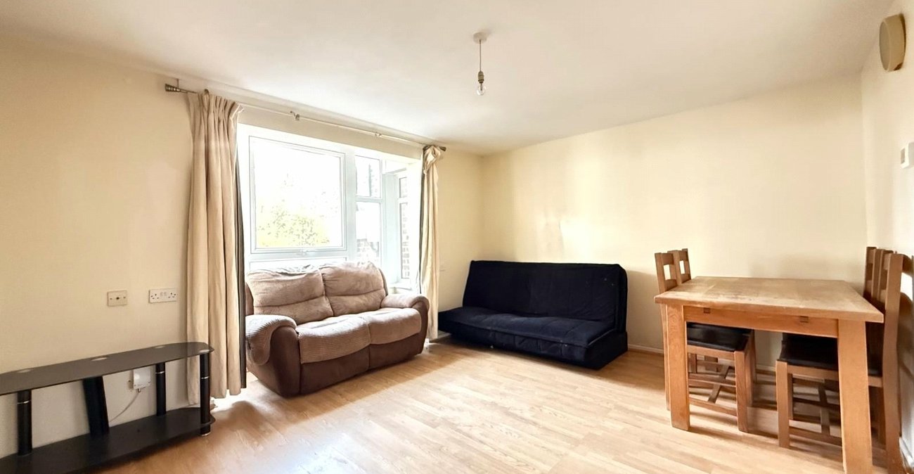 1 bedroom property for sale in London | Robinson Jackson