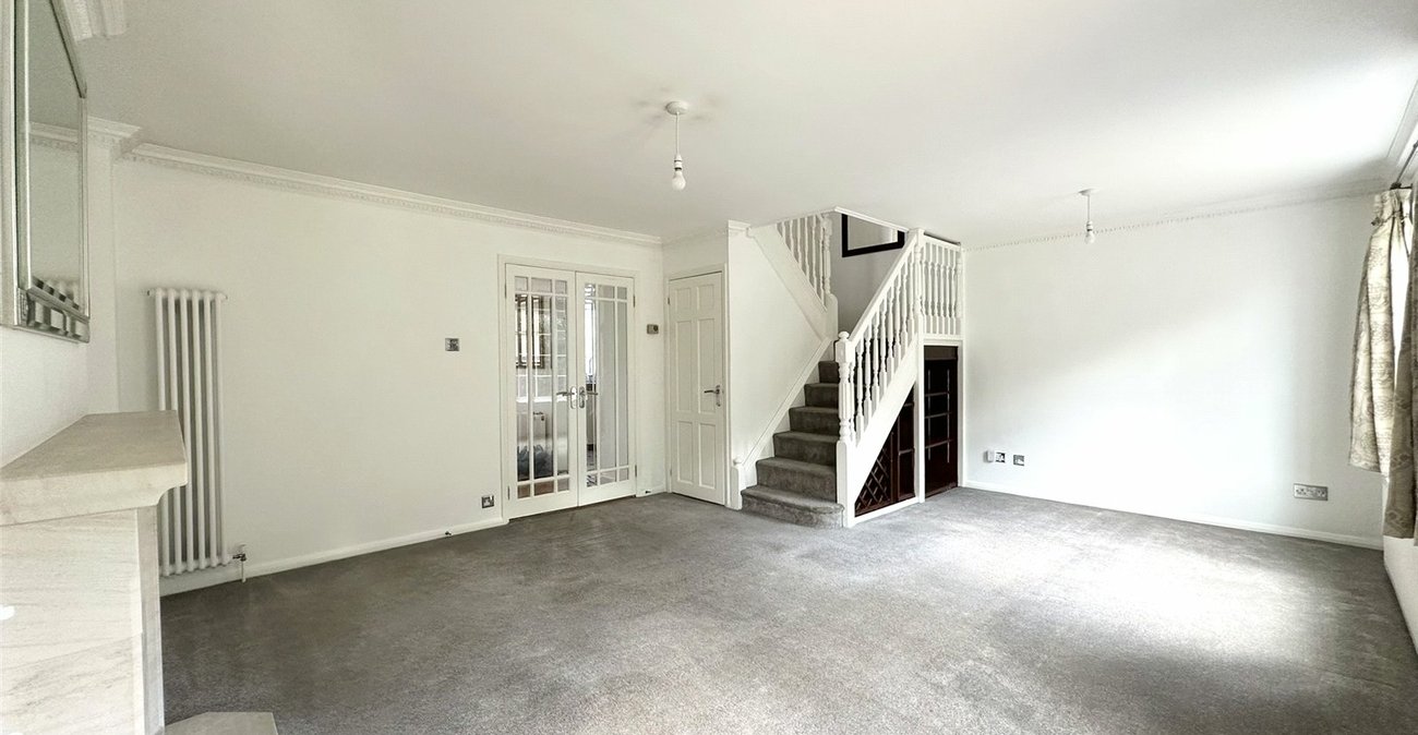 3 bedroom house for sale in Greenhithe | Robinson Jackson