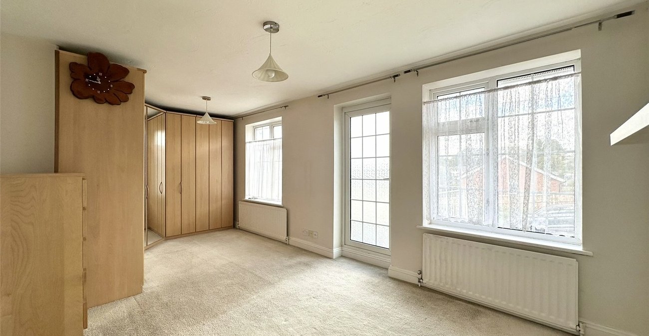 3 bedroom house for sale in Greenhithe | Robinson Jackson