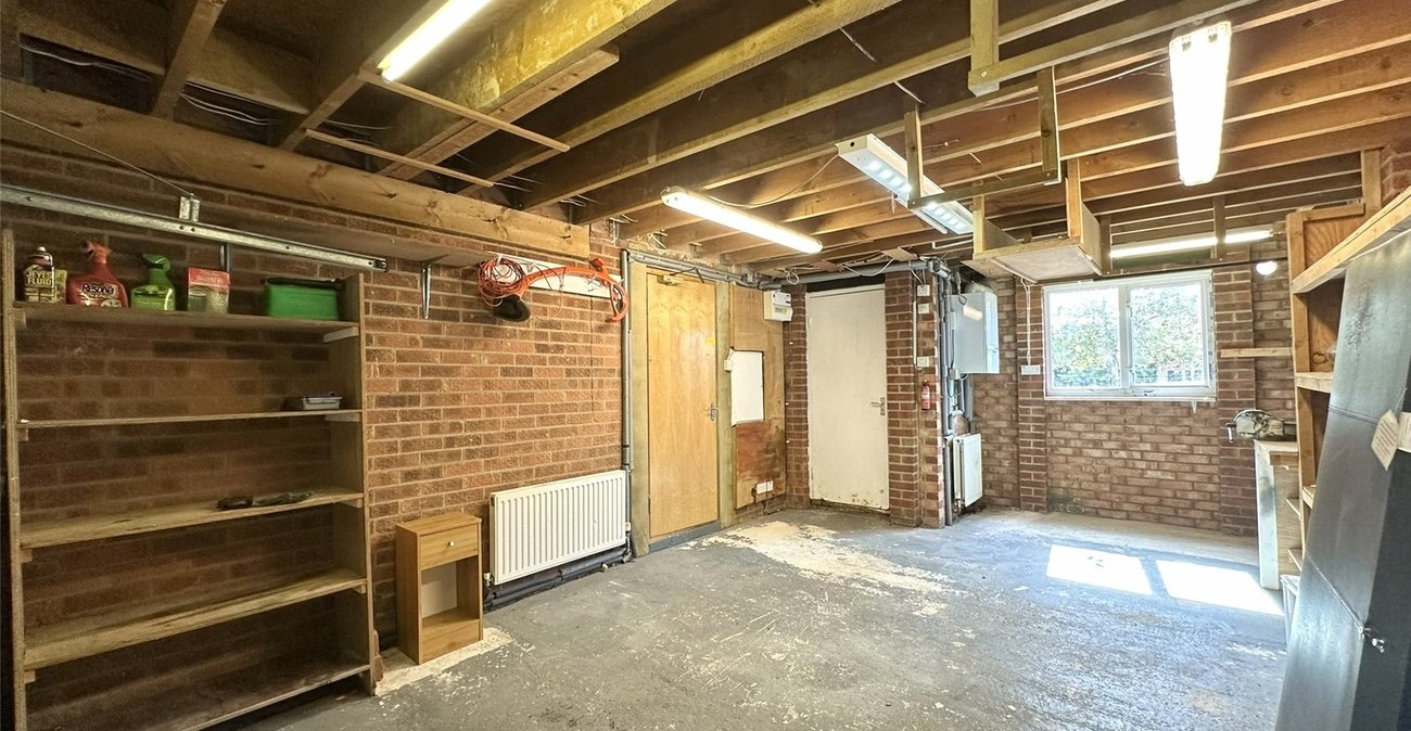 3 bedroom house for sale in Greenhithe | Robinson Jackson