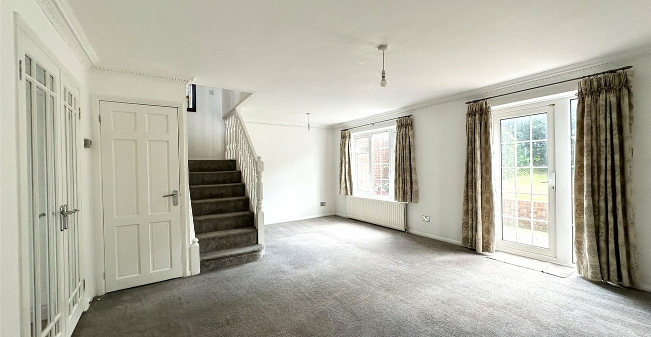 3 bedroom house for sale in Greenhithe | Robinson Jackson