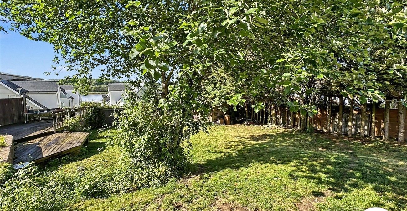 3 bedroom house for sale in Rochester | Robinson Michael & Jackson