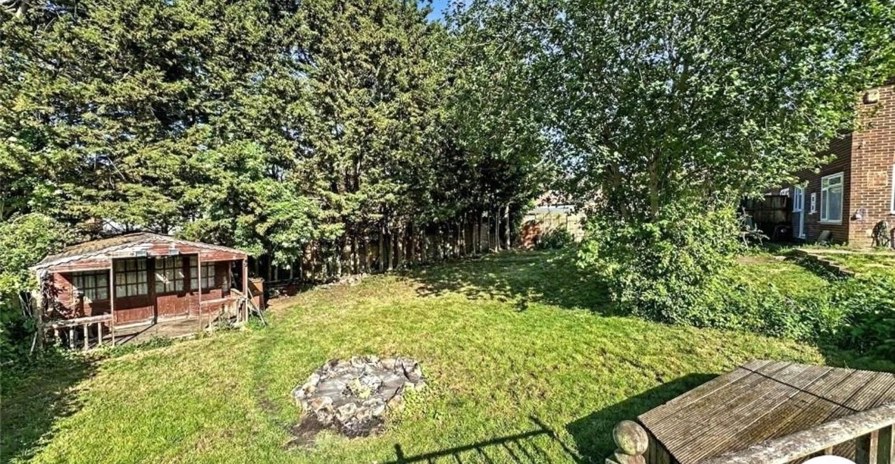 3 bedroom house for sale in Rochester | Robinson Michael & Jackson