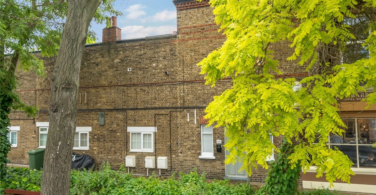 2 bedroom property for sale in Beckenham | Robinson Jackson