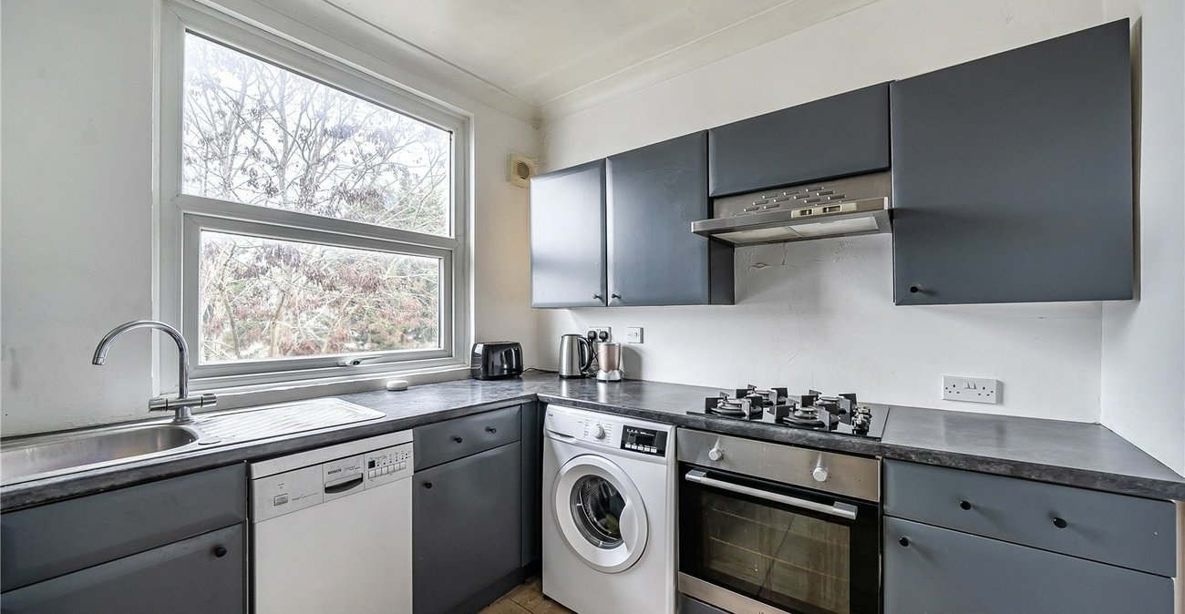 2 bedroom property for sale in Sydenham | Robinson Jackson