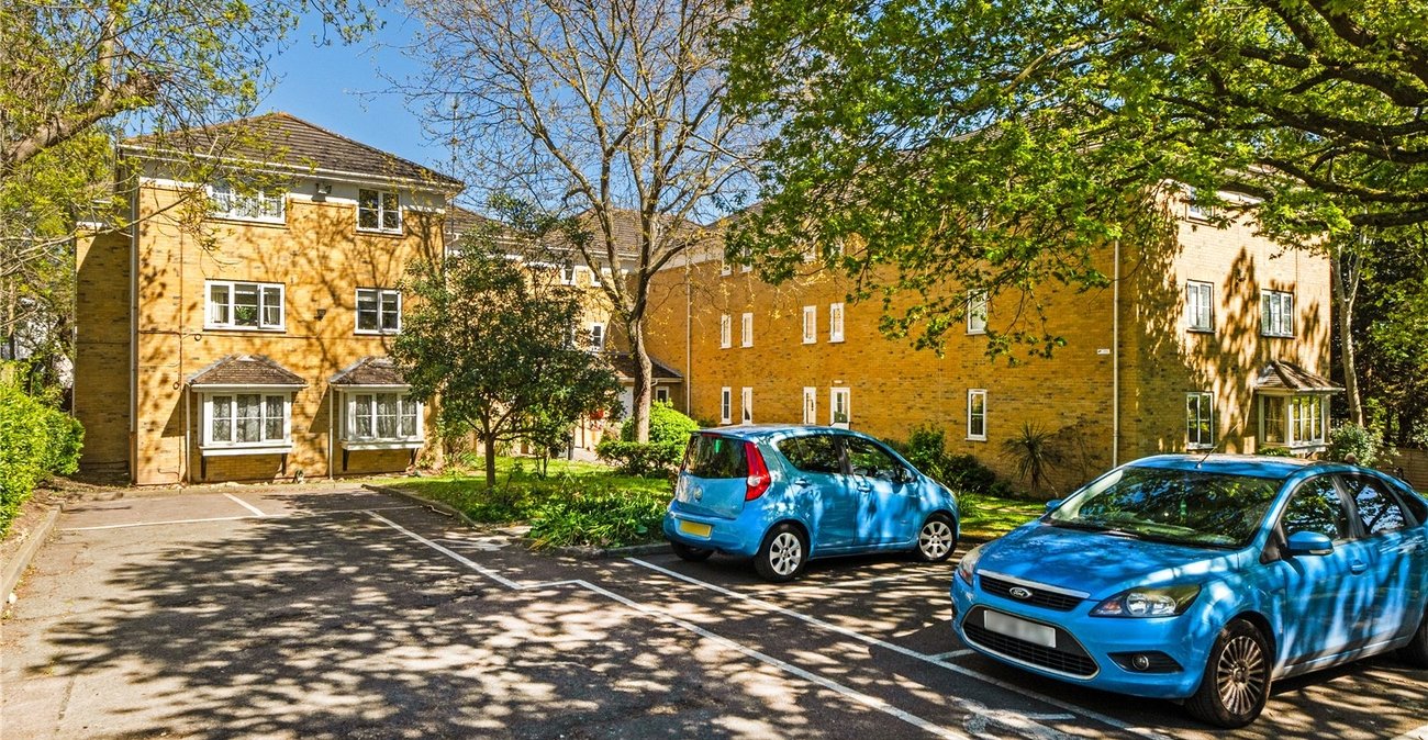 2 bedroom property for sale in Sydenham | Robinson Jackson