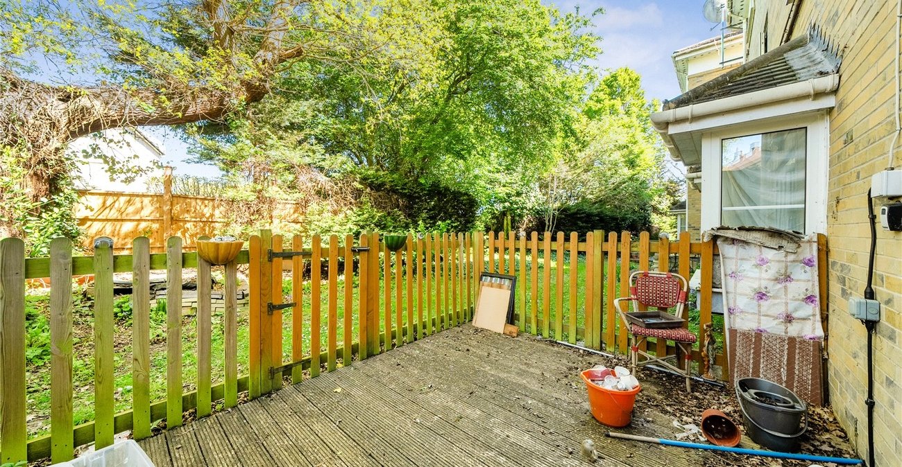 2 bedroom property for sale in Sydenham | Robinson Jackson
