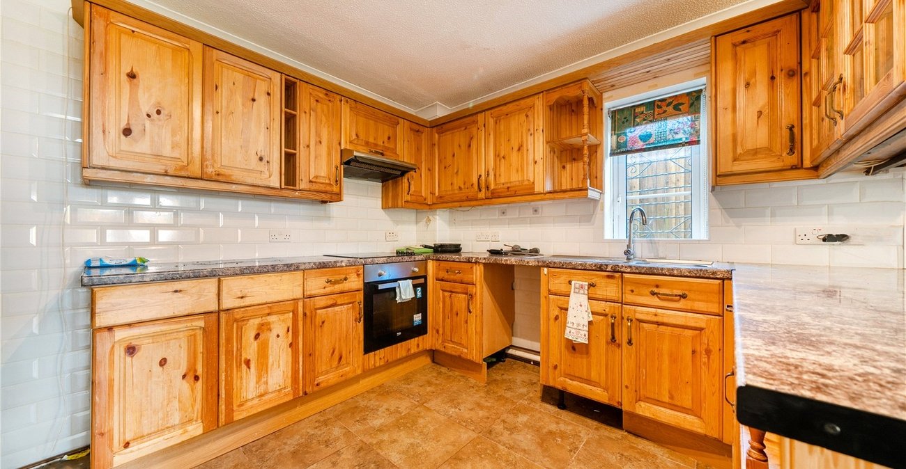 2 bedroom property for sale in Sydenham | Robinson Jackson