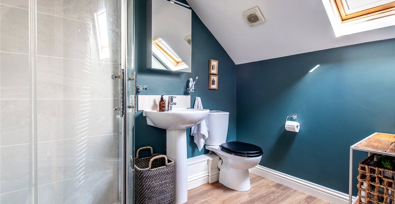 2 bedroom property for sale in Gravesend | Robinson Michael & Jackson