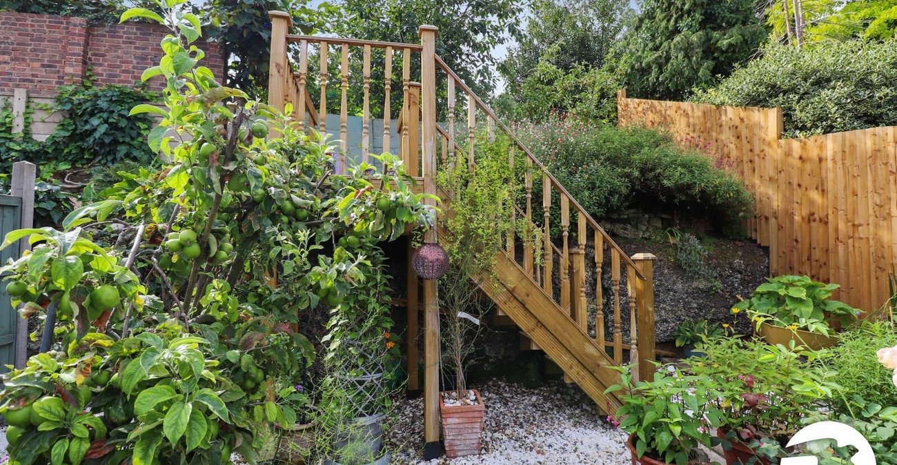 2 bedroom house for sale in Belvedere | Robinson Jackson