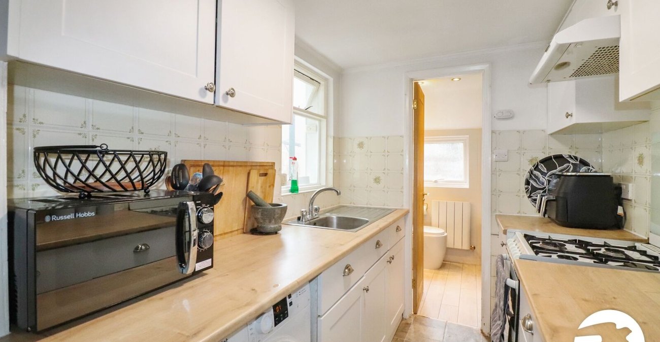 2 bedroom house for sale in Belvedere | Robinson Jackson