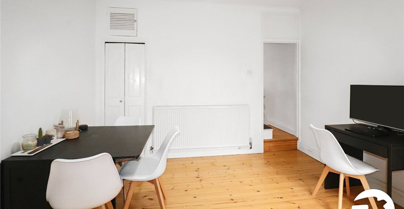 2 bedroom house for sale in Belvedere | Robinson Jackson