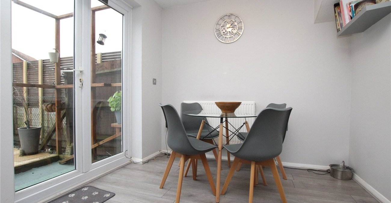 2 bedroom house for sale in West Thamesmead | Robinson Jackson