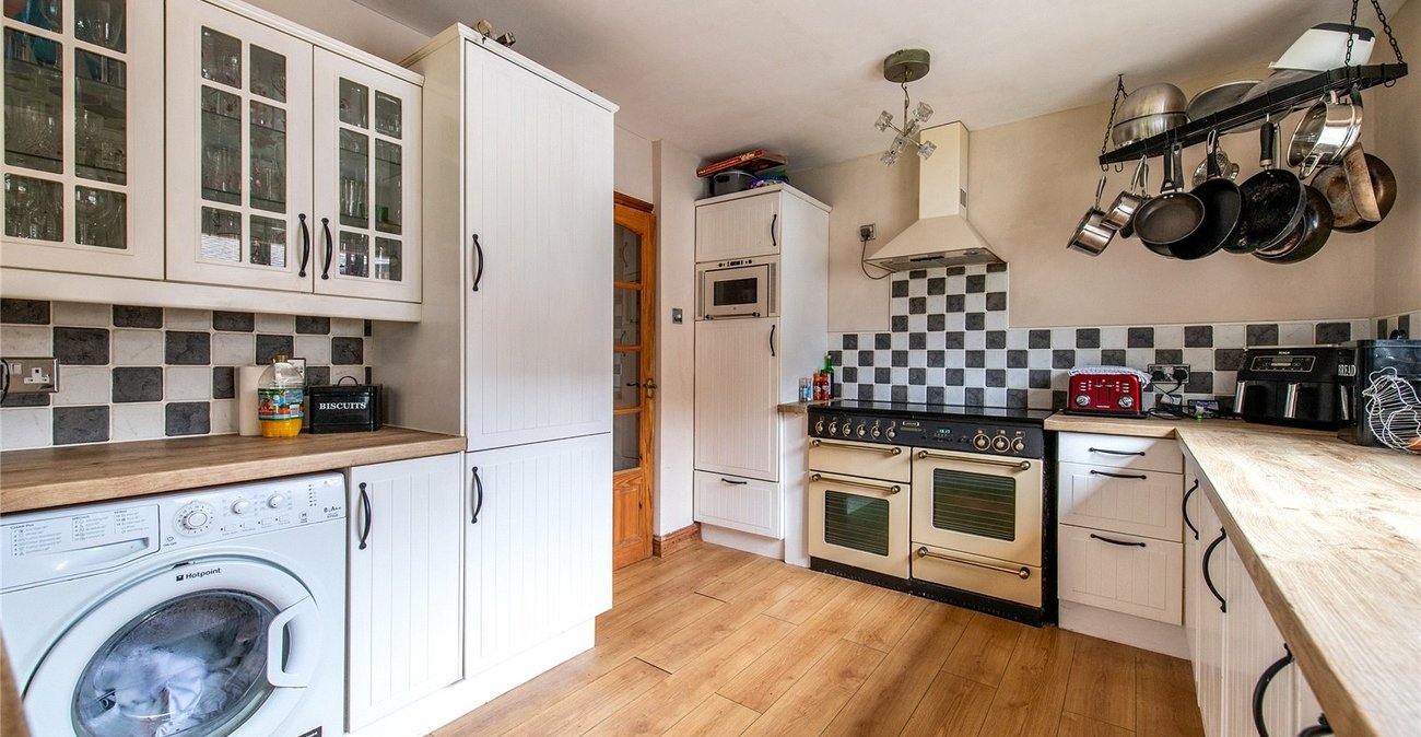 5 bedroom house for sale in New Barn | Robinson Michael & Jackson