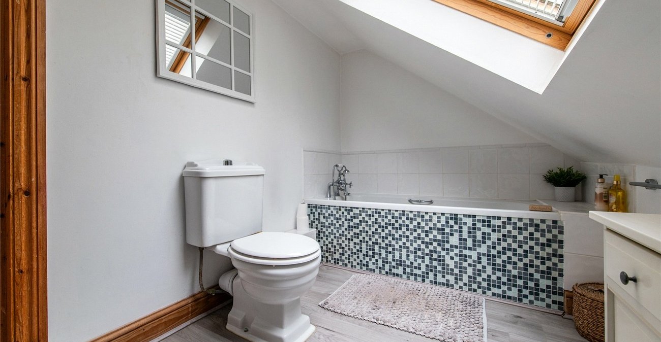 5 bedroom house for sale in New Barn | Robinson Michael & Jackson