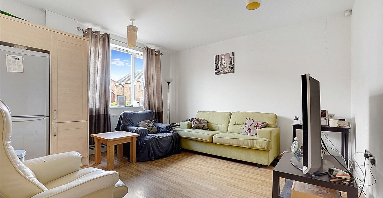 1 bedroom property for sale in Greenhithe | Robinson Jackson