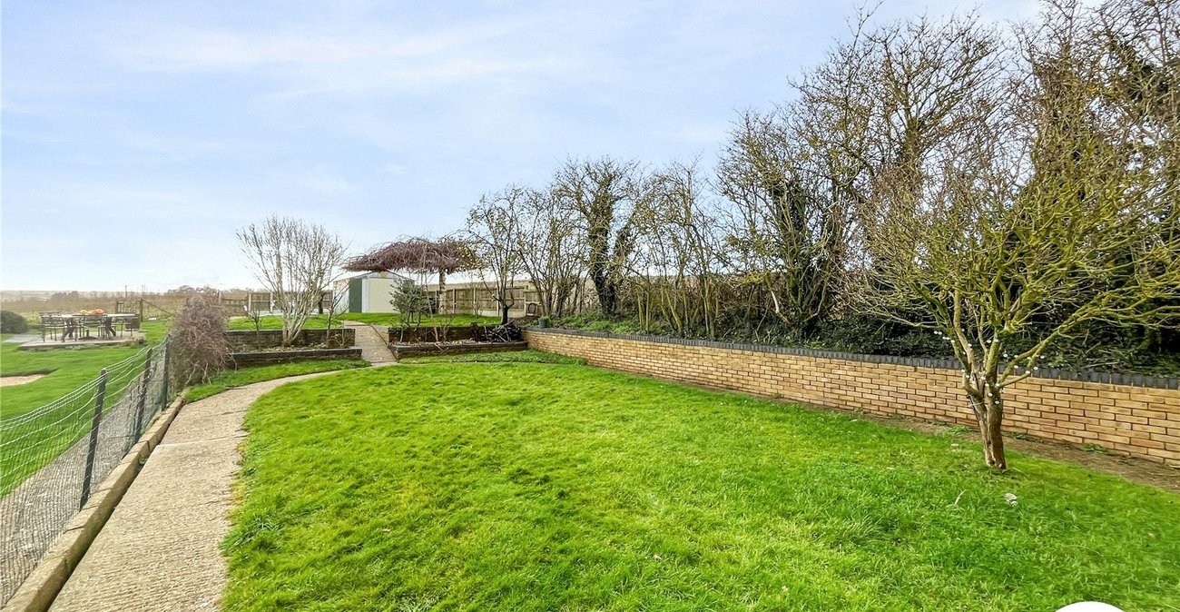 3 bedroom house for sale in Bobbing | Robinson Michael & Jackson