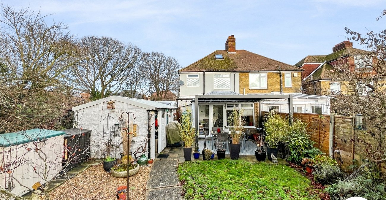 3 bedroom house for sale in Bobbing | Robinson Michael & Jackson