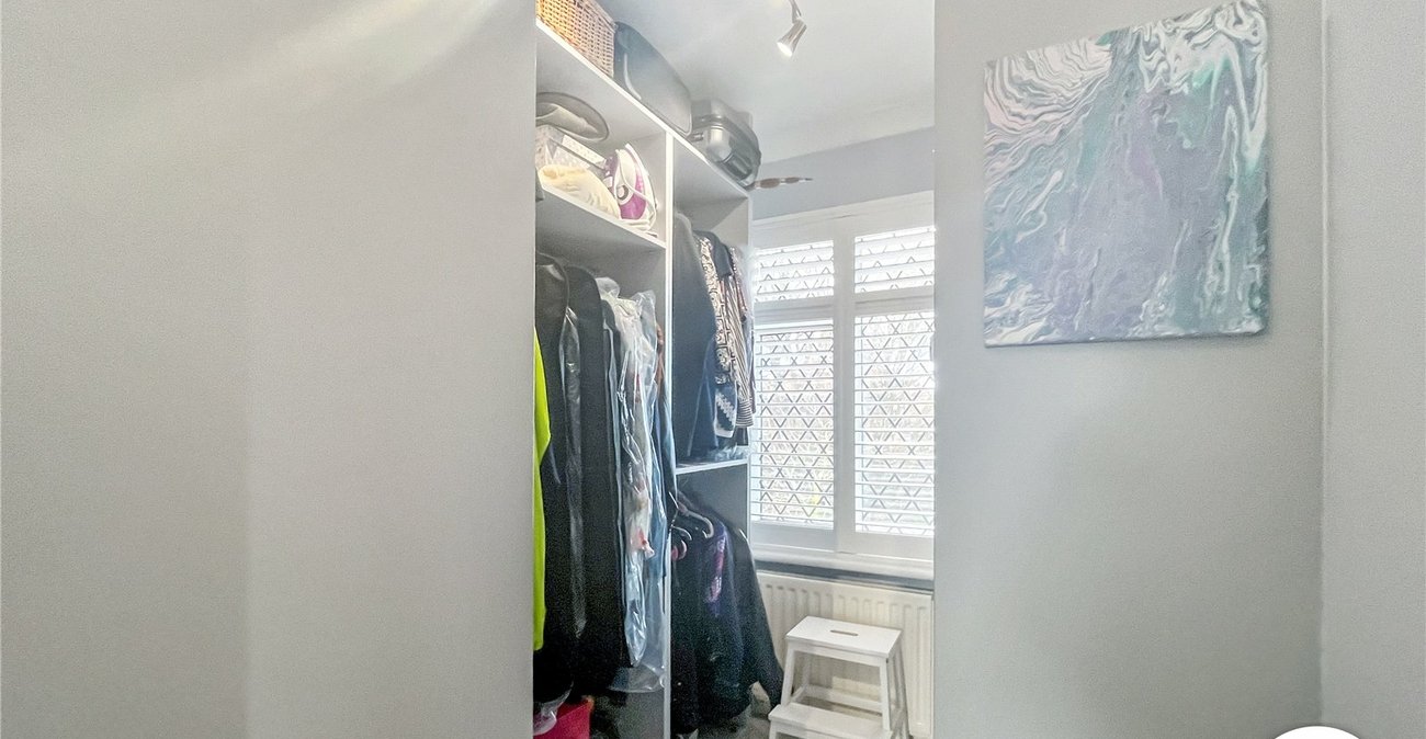 3 bedroom house for sale in Bobbing | Robinson Michael & Jackson