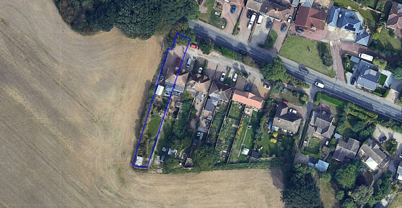 3 bedroom house for sale in Bobbing | Robinson Michael & Jackson