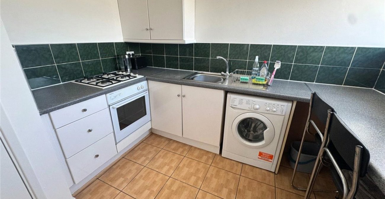1 bedroom property for sale in Orpington | Robinson Jackson