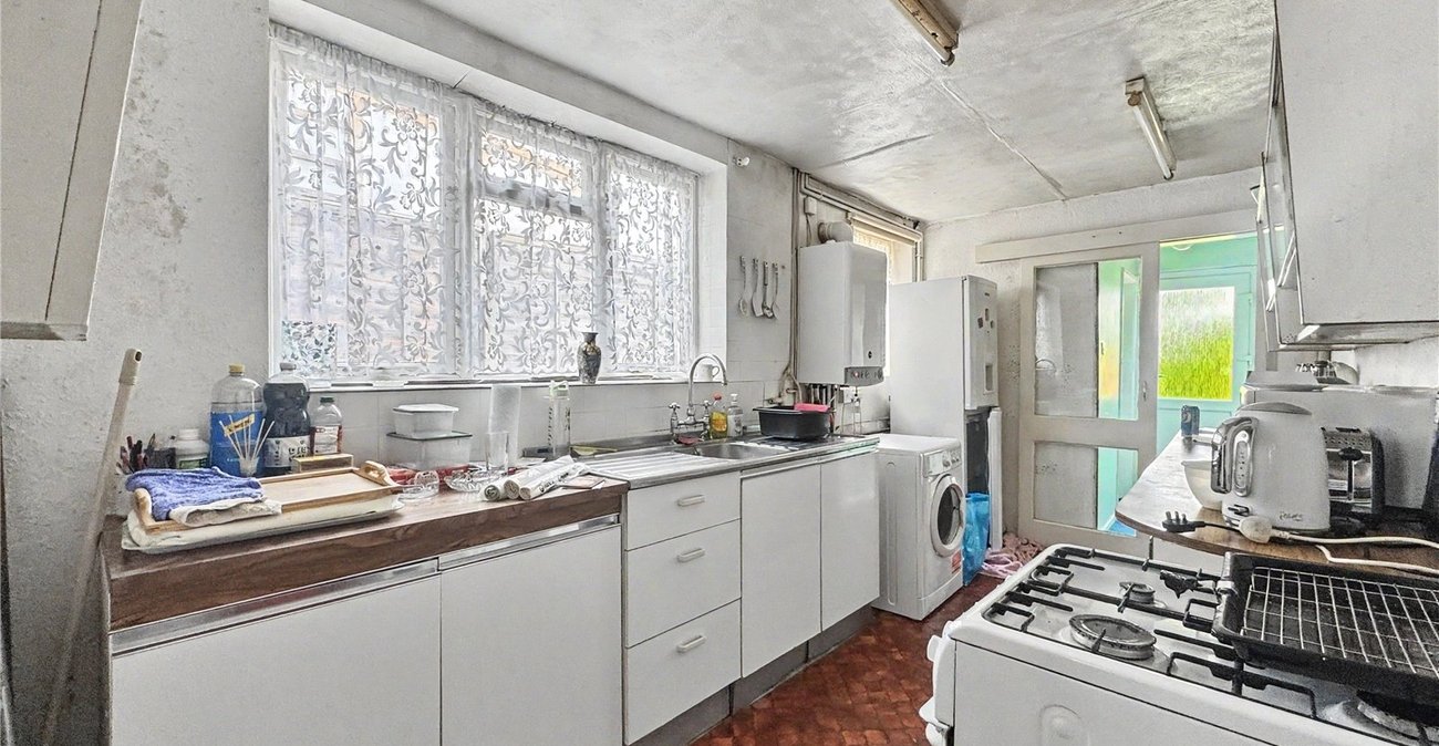 3 bedroom house for sale in Gillingham | Robinson Michael & Jackson