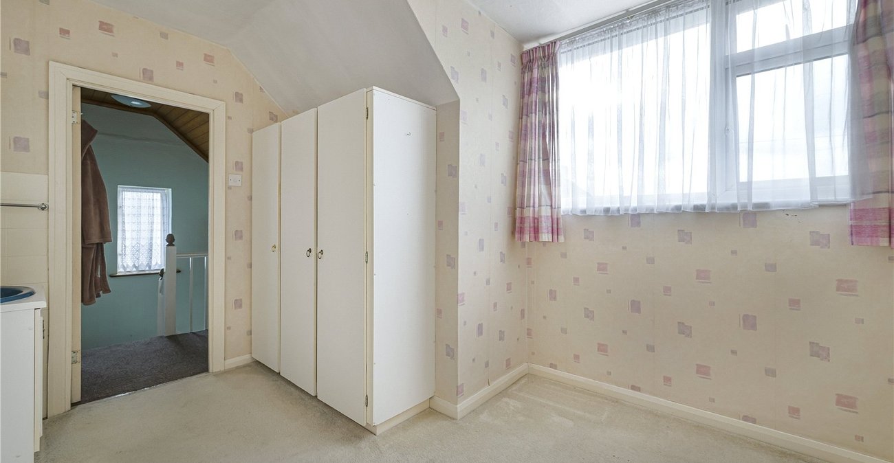 2 bedroom house for sale in West Dartford | Robinson Jackson