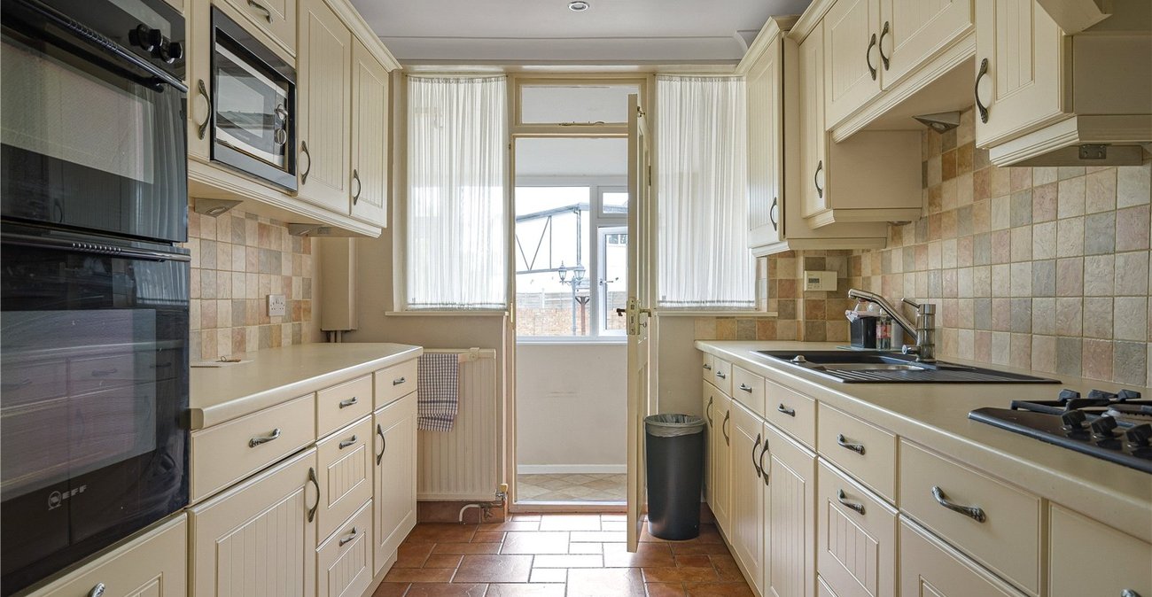 2 bedroom house for sale in West Dartford | Robinson Jackson
