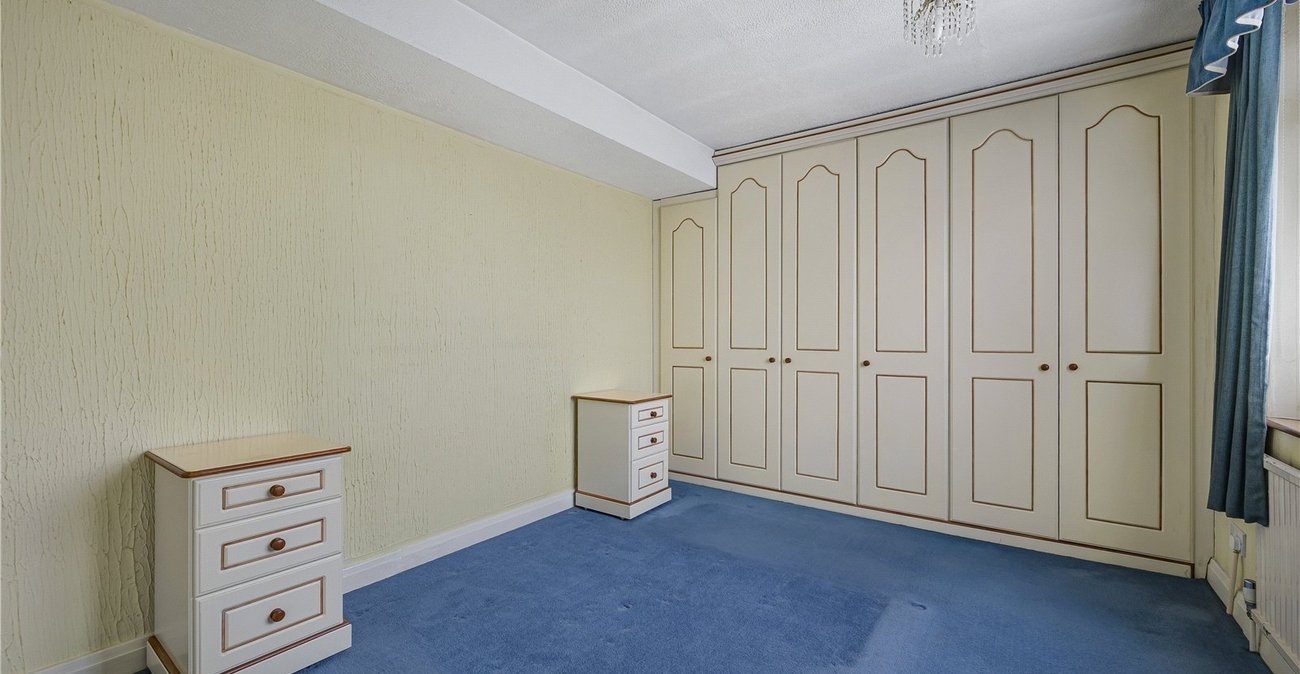 2 bedroom house for sale in West Dartford | Robinson Jackson
