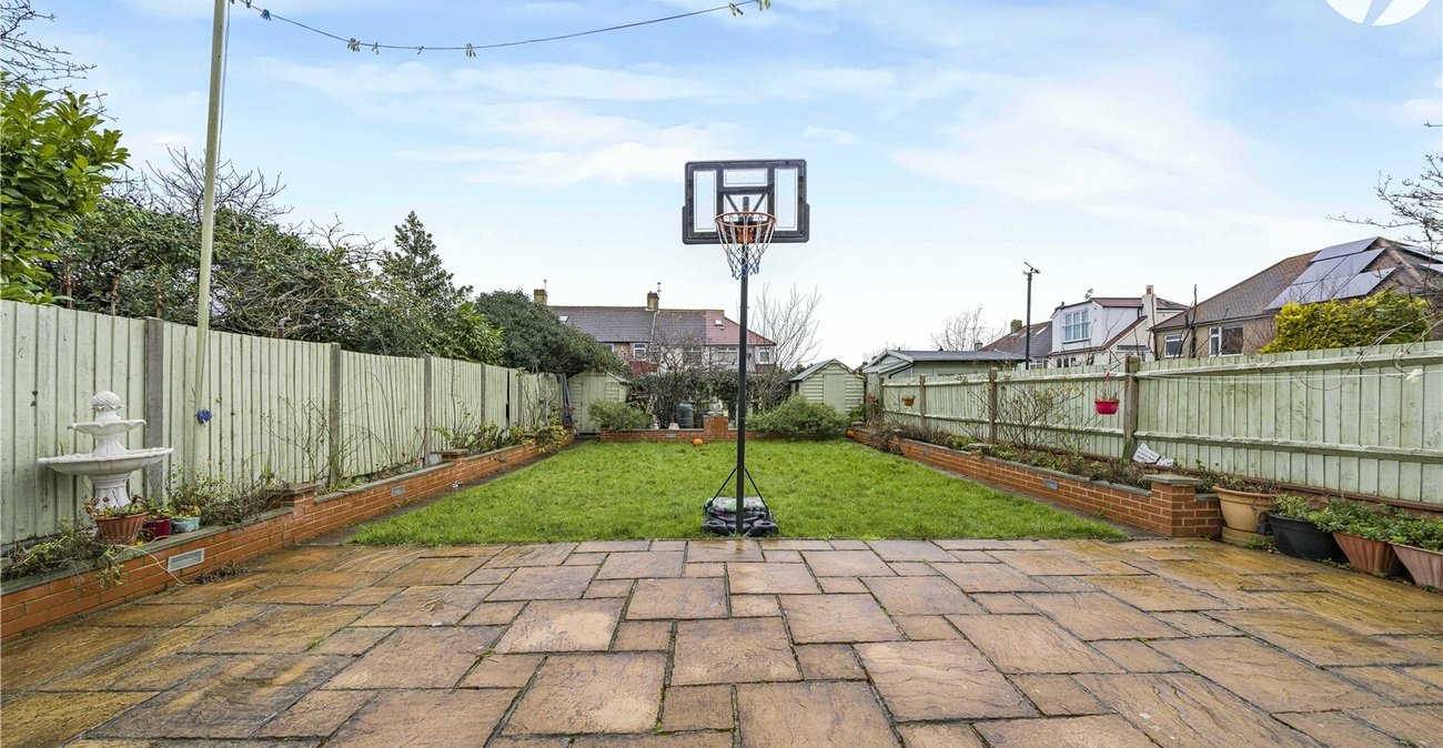 5 bedroom house for sale in West Dartford | Robinson Jackson