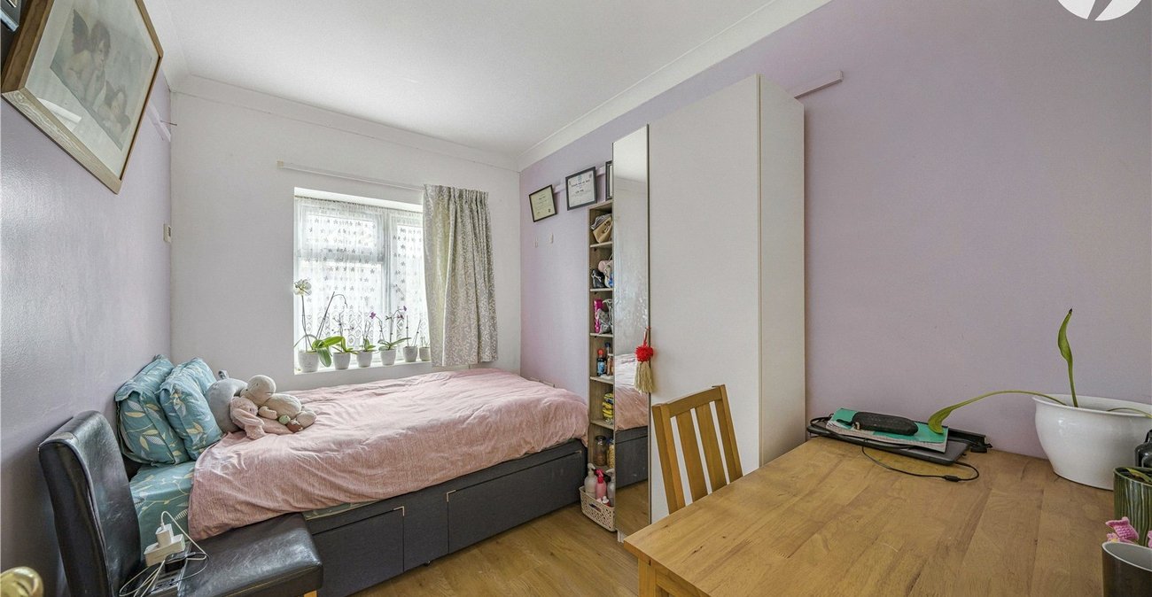 5 bedroom house for sale in West Dartford | Robinson Jackson