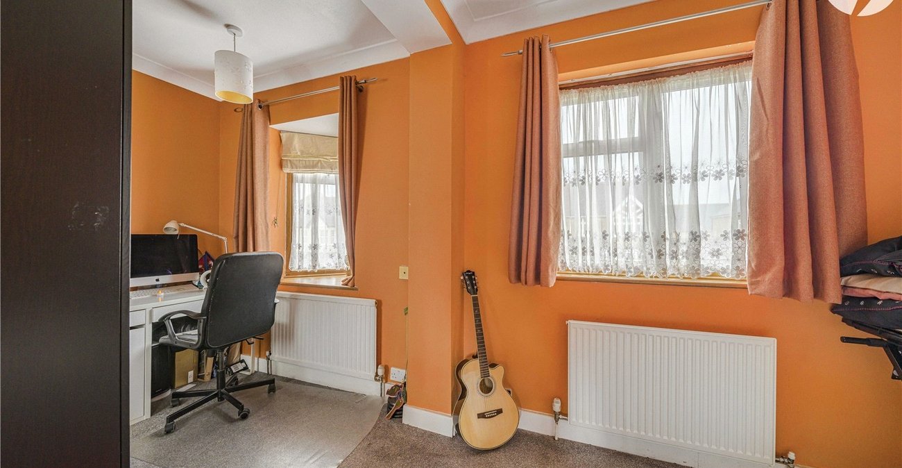 5 bedroom house for sale in West Dartford | Robinson Jackson