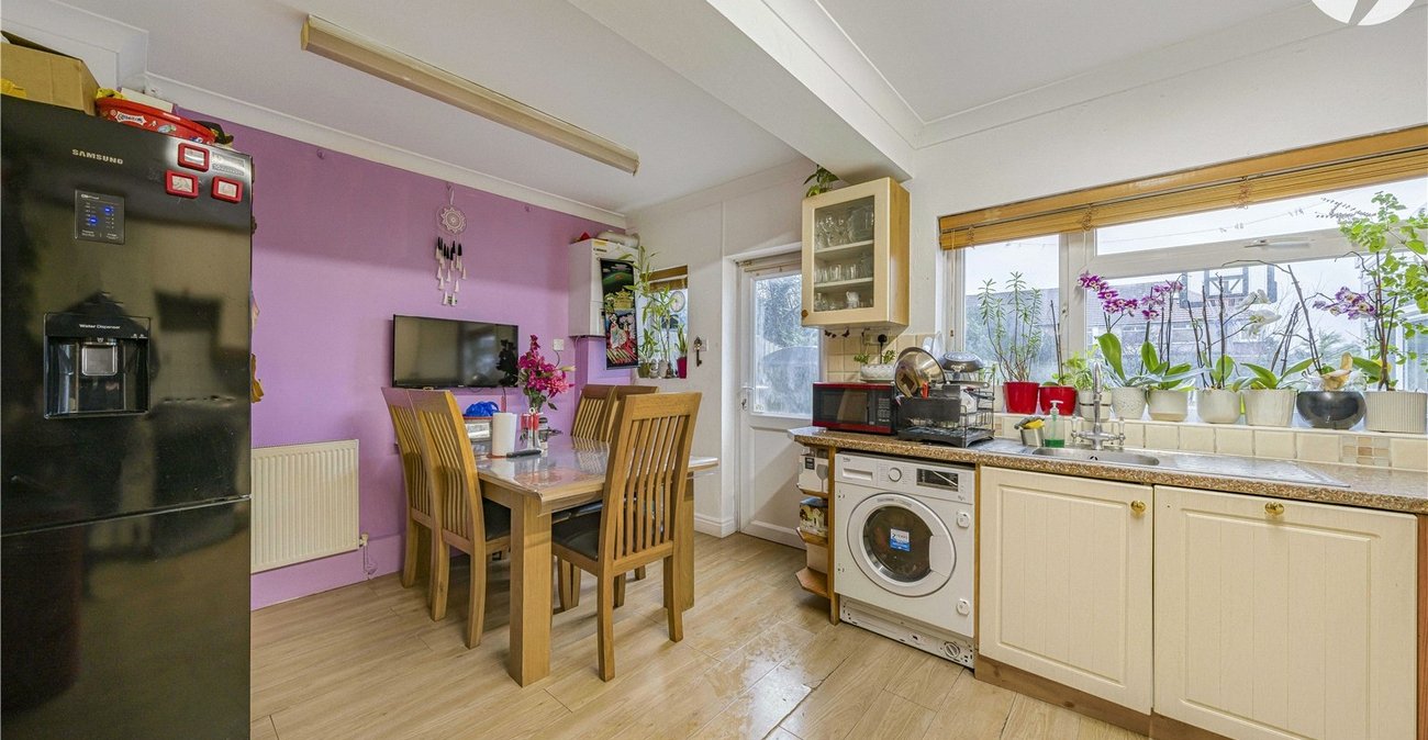 5 bedroom house for sale in West Dartford | Robinson Jackson