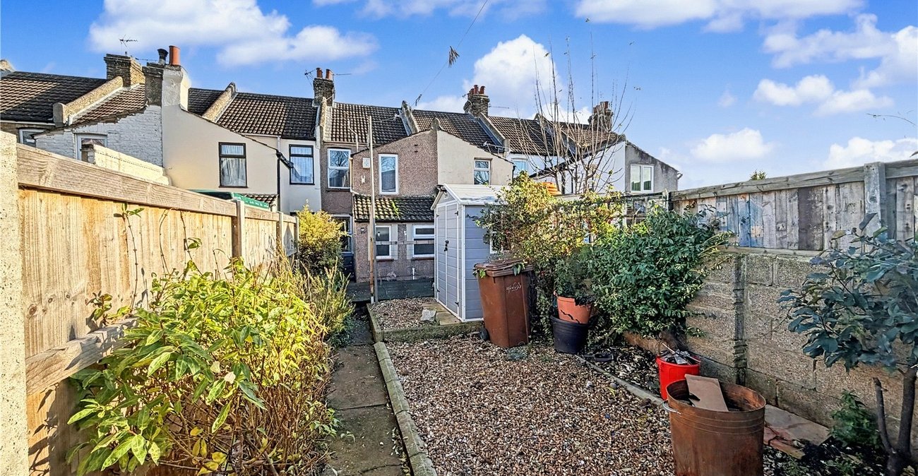 3 bedroom house for sale in Gillingham | Robinson Michael & Jackson