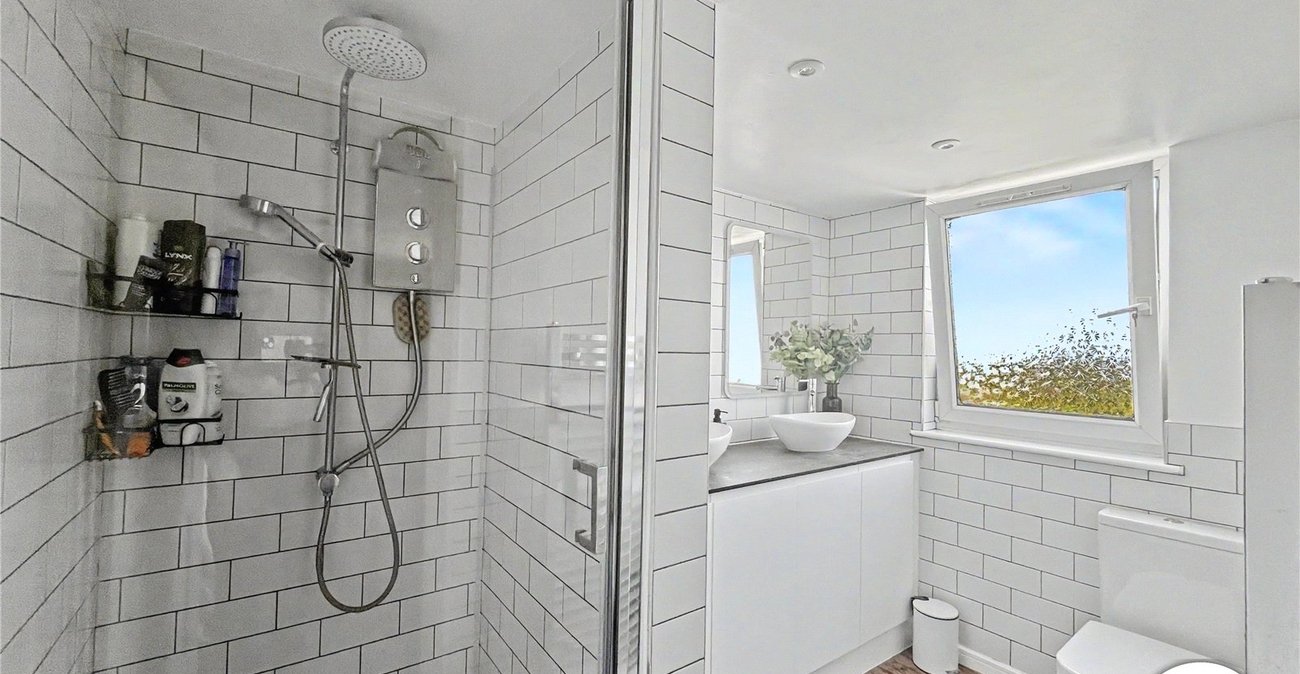 4 bedroom house for sale in Chatham | Robinson Michael & Jackson