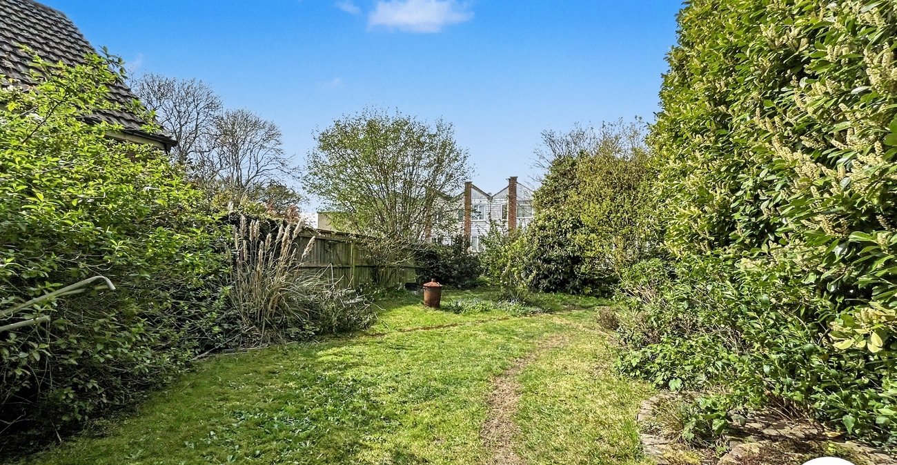 2 bedroom bungalow for sale in Walderslade | Robinson Michael & Jackson