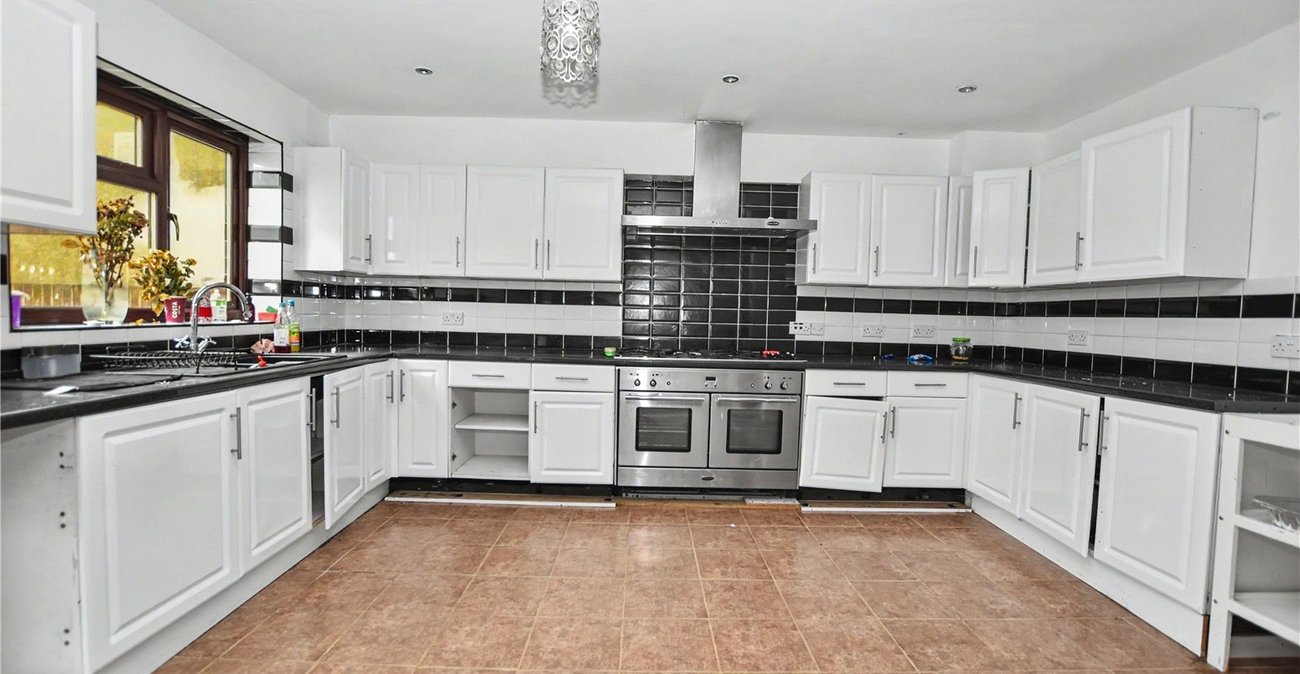 6 bedroom house for sale in Bexleyheath | Robinson Jackson