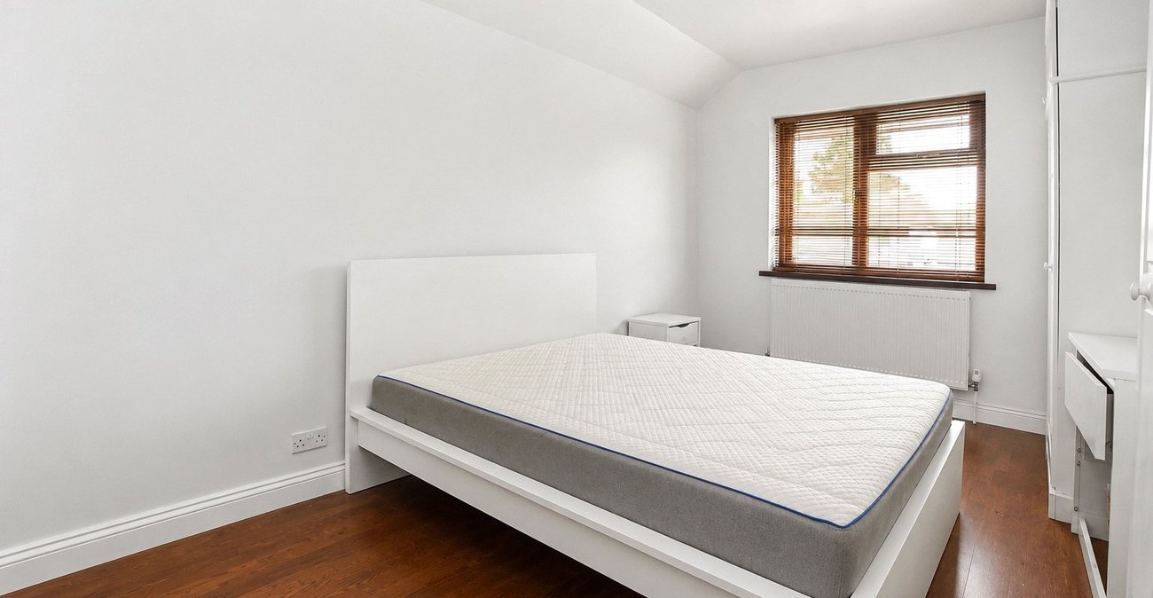 6 bedroom house for sale in Bexleyheath | Robinson Jackson
