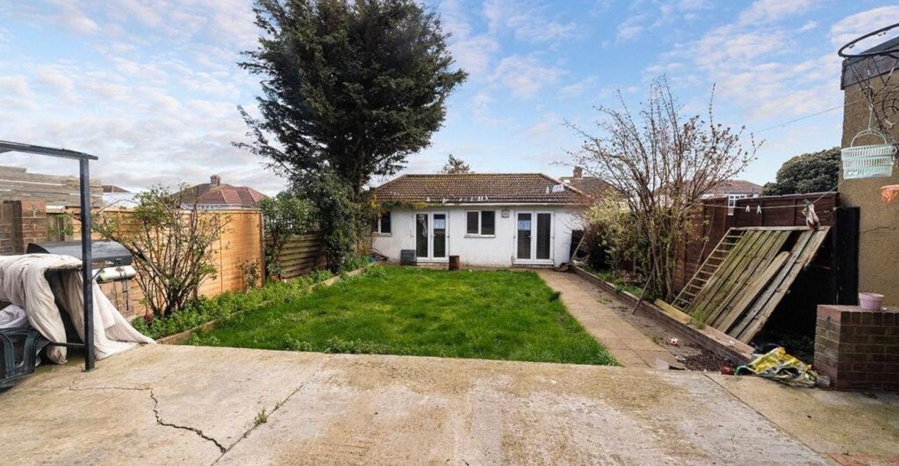 6 bedroom house for sale in Bexleyheath | Robinson Jackson