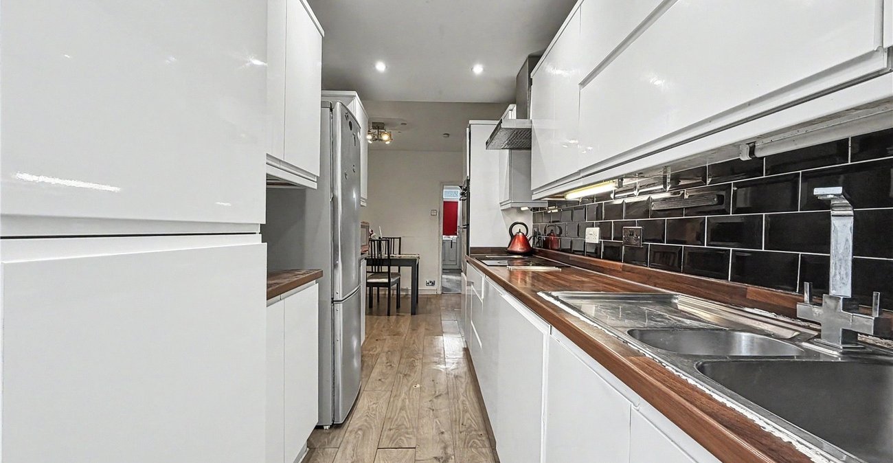 2 bedroom house for sale in Gillingham | Robinson Michael & Jackson