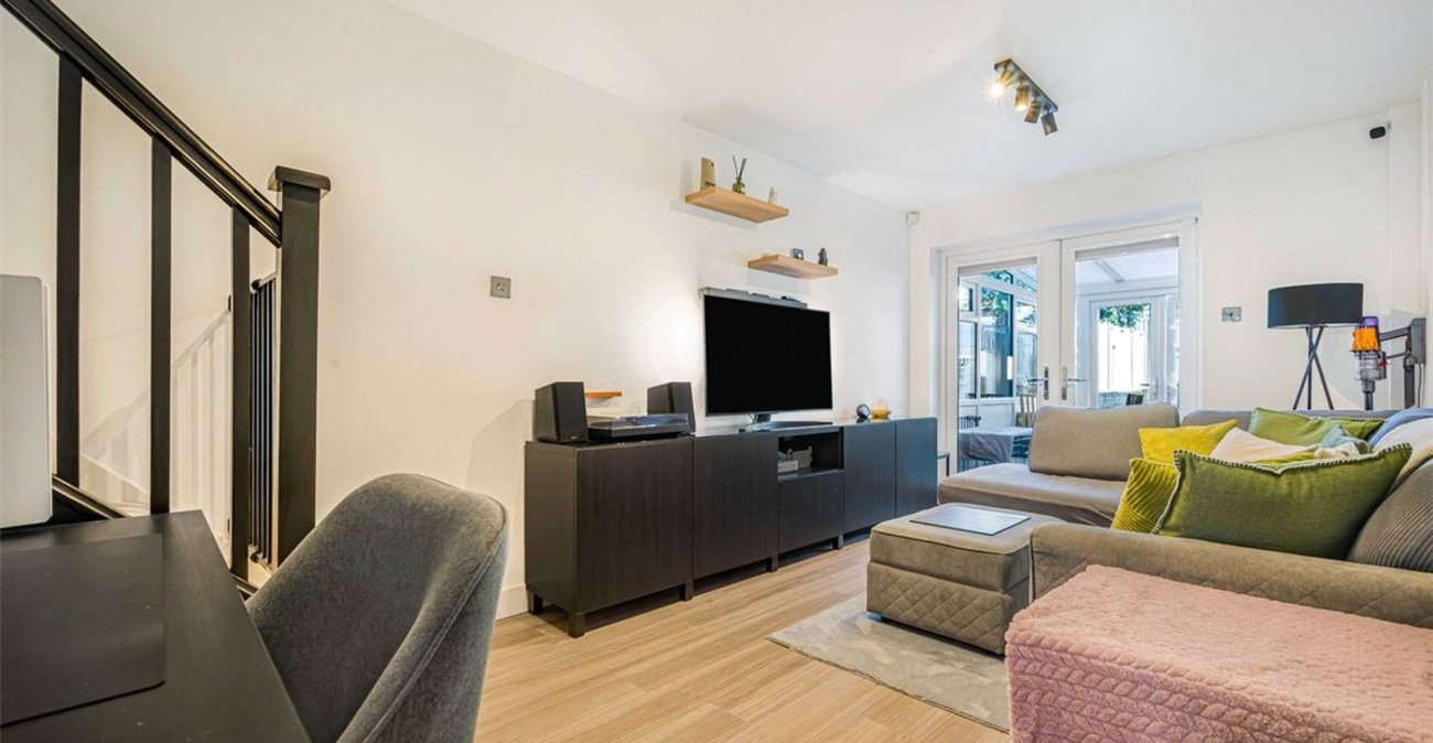 1 bedroom house for sale in St Pauls Cray | Robinson Jackson