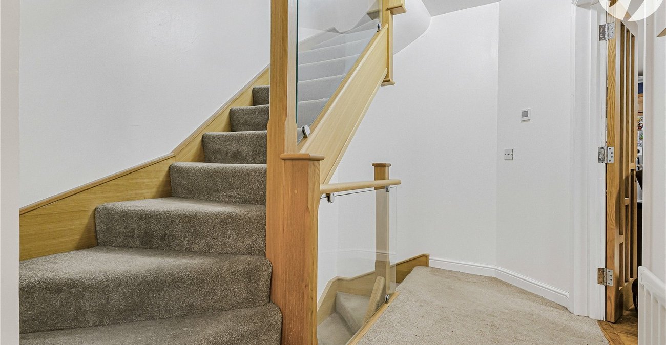 4 bedroom house for sale in Greenhithe | Robinson Jackson