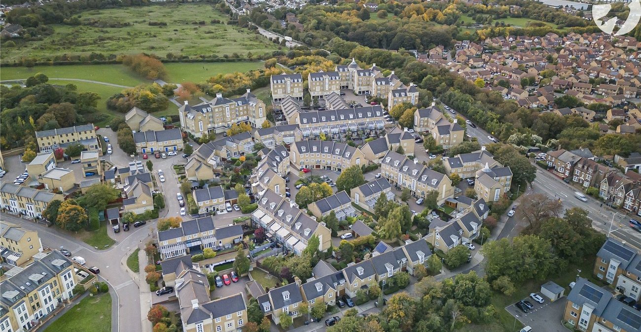 4 bedroom house for sale in Greenhithe | Robinson Jackson